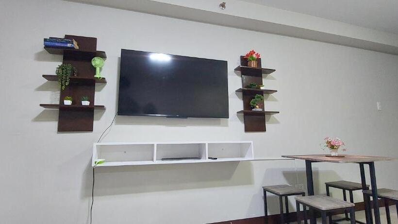 Dracarys Place 2 Condo With Balcony Unlimited Wifi Lapulapu City View