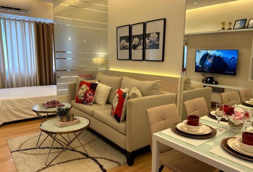 Trees Residences Staycation 1br/2br