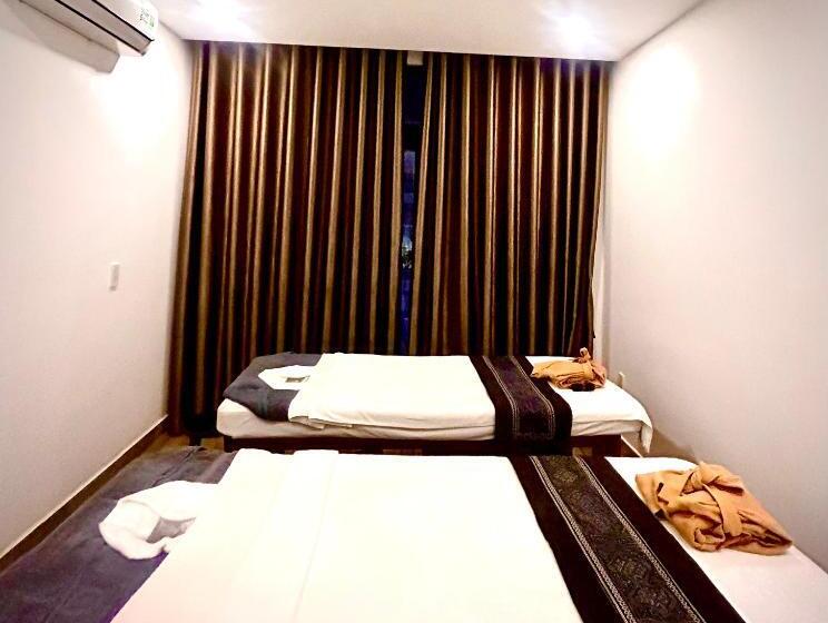 Herbs Spa & Hotel Riverside Grand World