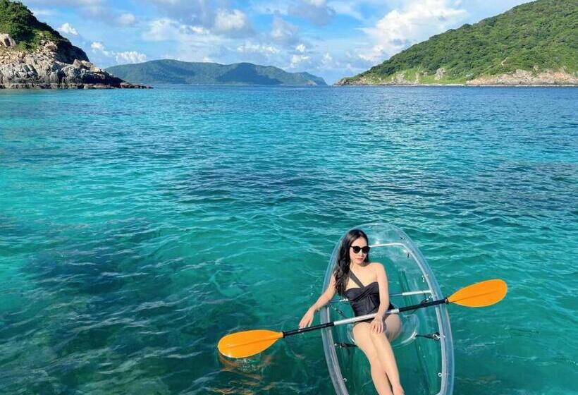 Herbs Spa & Hotel Riverside Grand World