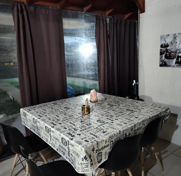 Hostel Bauti En Ezeiza