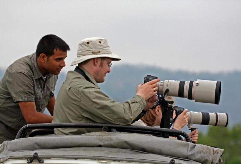 בית מלון כפרי Atulya Kanchi Camp Bandhavgarh