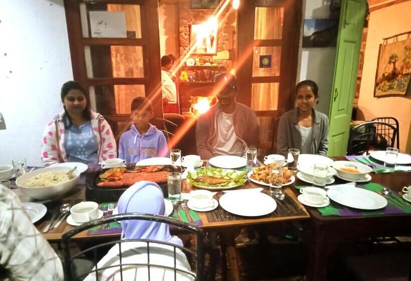 호텔 Bambarakanda Holiday Resort