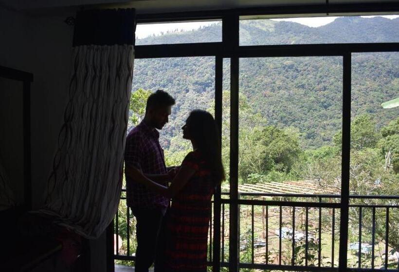 호텔 Bambarakanda Holiday Resort