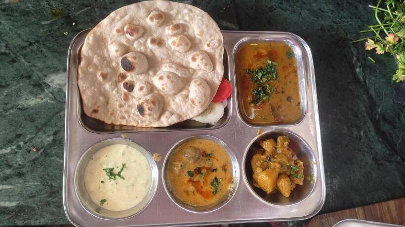 בית מלון כפרי Border Way & Restaurant