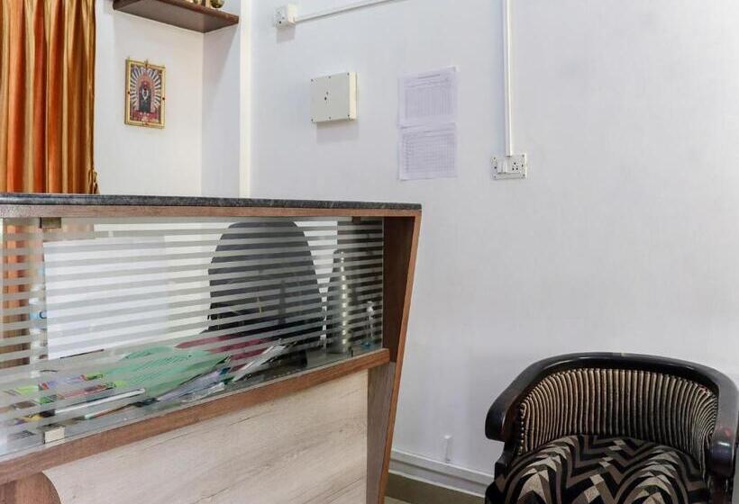 酒店 Capital O 84569 Yashaswi