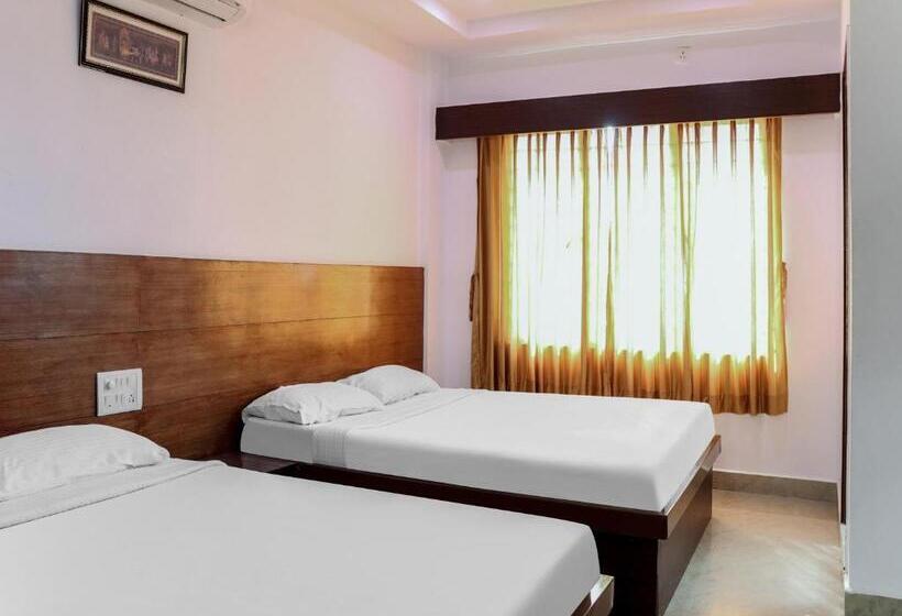 酒店 Capital O 84569 Yashaswi