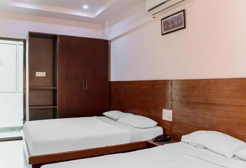 酒店 Capital O 84569 Yashaswi