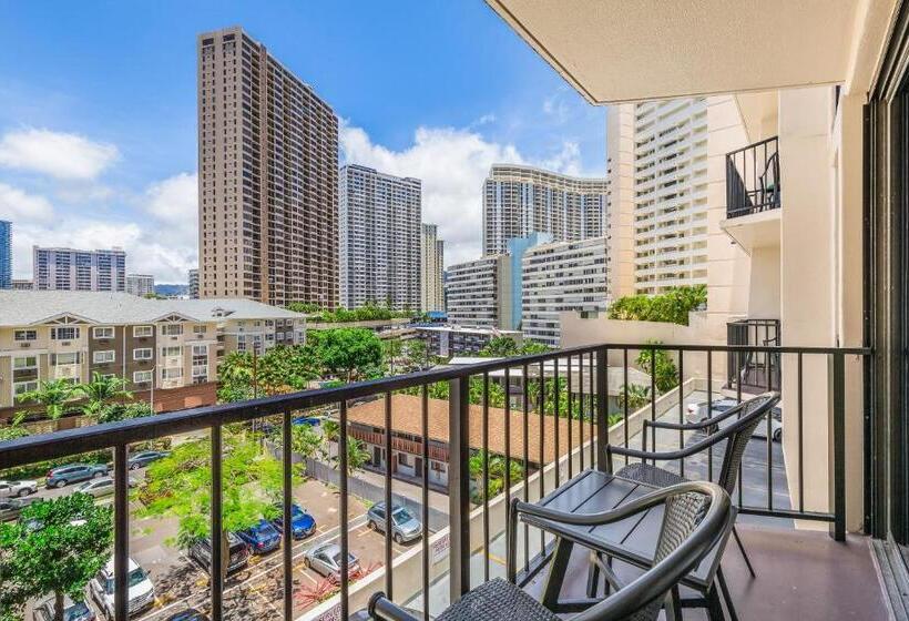 בית מלון כפרי Castle At Palms At Waikīkī