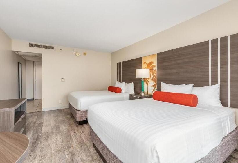 בית מלון כפרי Castle At Palms At Waikīkī