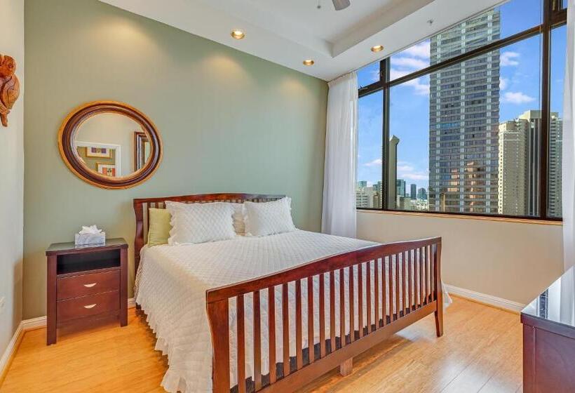 בית מלון כפרי Castle At Palms At Waikīkī