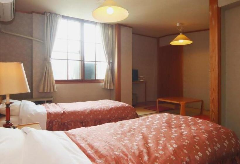 هتل Chalet Nozawa