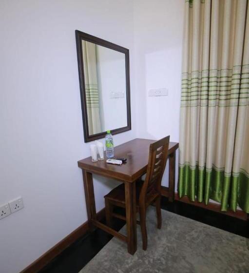 酒店 Chenemo Holiday Resort Next Katharagama