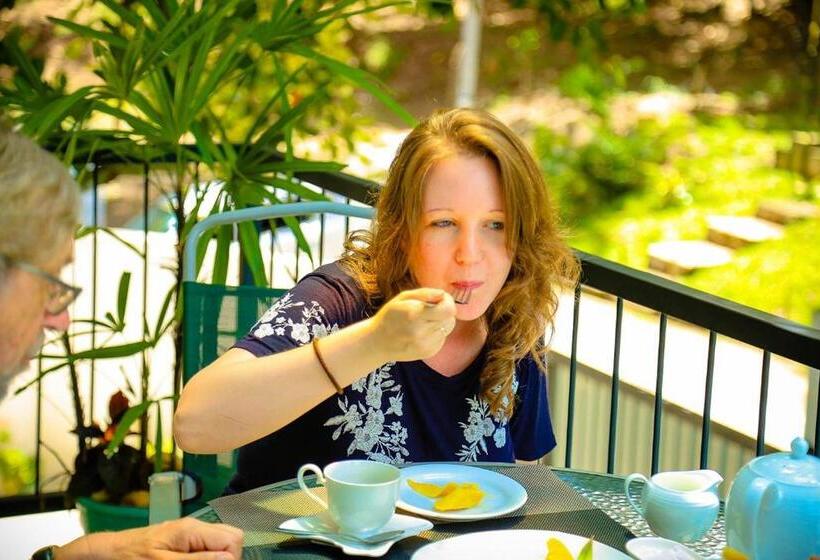 בית מלון כפרי Eco Resort Kandy