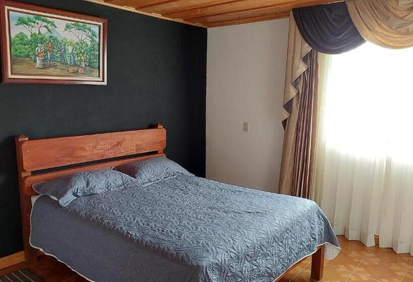 فندق El Descanso Restaurante Y