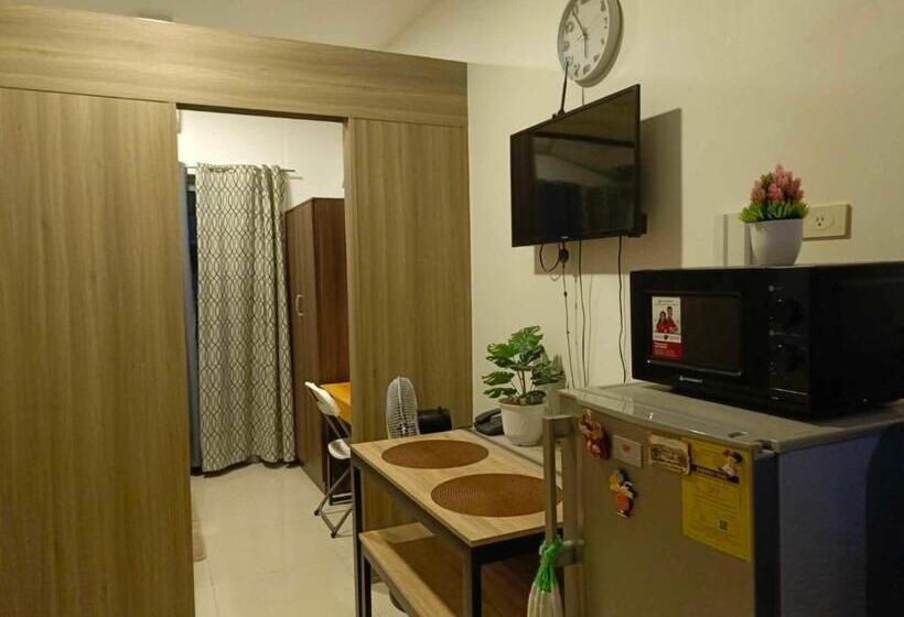 هتل Fame Residences Tower 2