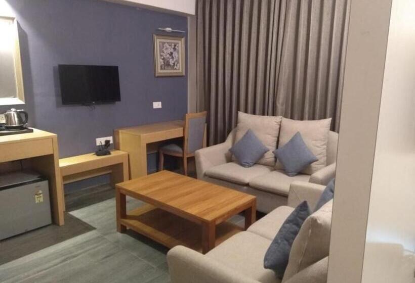 בית מלון כפרי Golden Shine