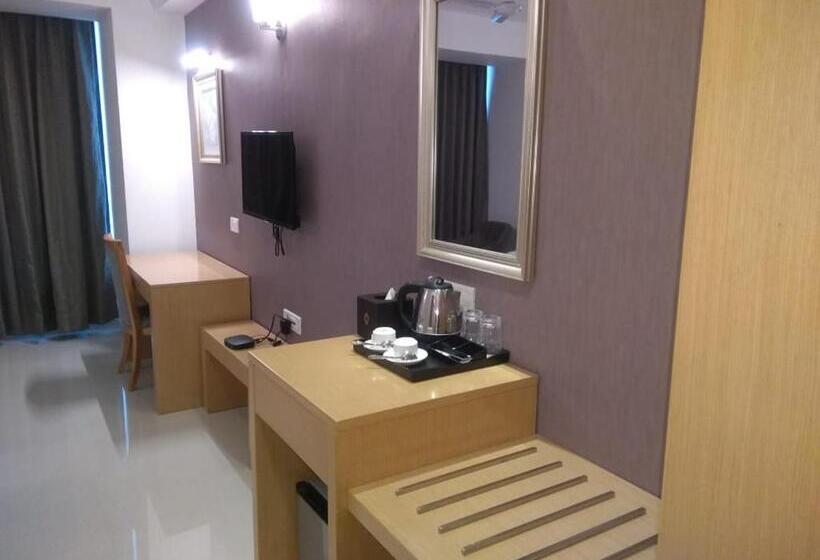 בית מלון כפרי Golden Shine