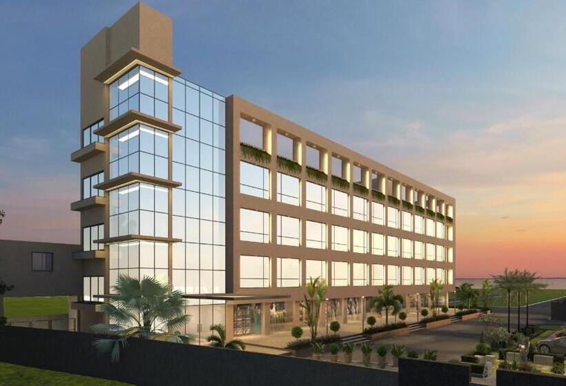 בית מלון כפרי Golden Shine