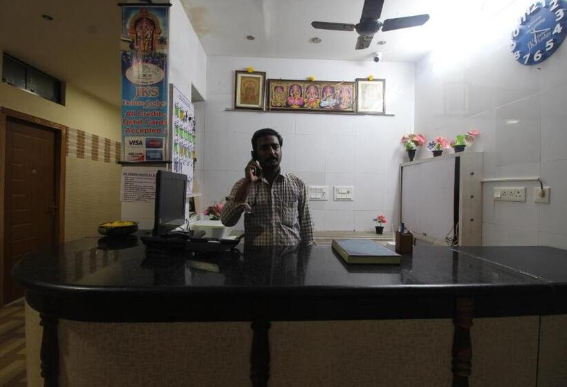 酒店 Jks Deluxe Lodge