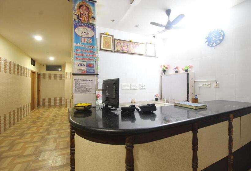 酒店 Jks Deluxe Lodge