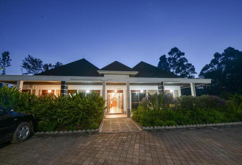 هتل Kabale Safari Club