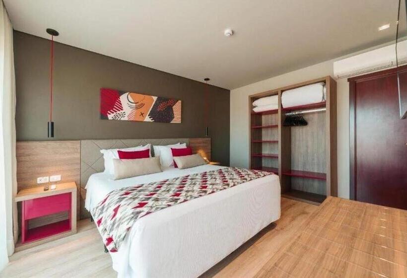 Отель Laghetto Stilo Borges