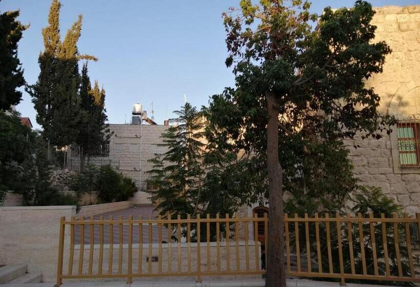 هتل Lamar Guesthouse   Hebron