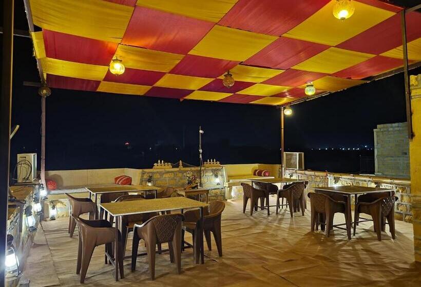 ホテル Moscow Haveli & Desert Safari