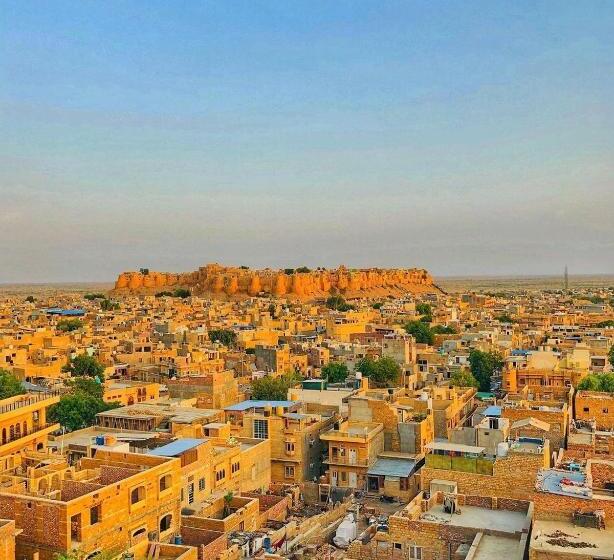 ホテル Moscow Haveli & Desert Safari