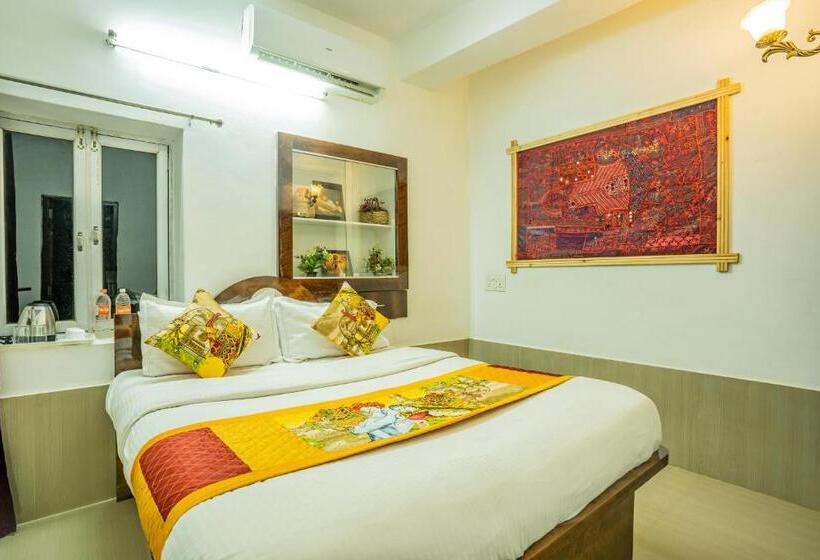 ホテル Moscow Haveli & Desert Safari