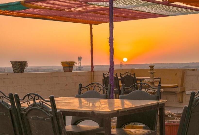 ホテル Moscow Haveli & Desert Safari