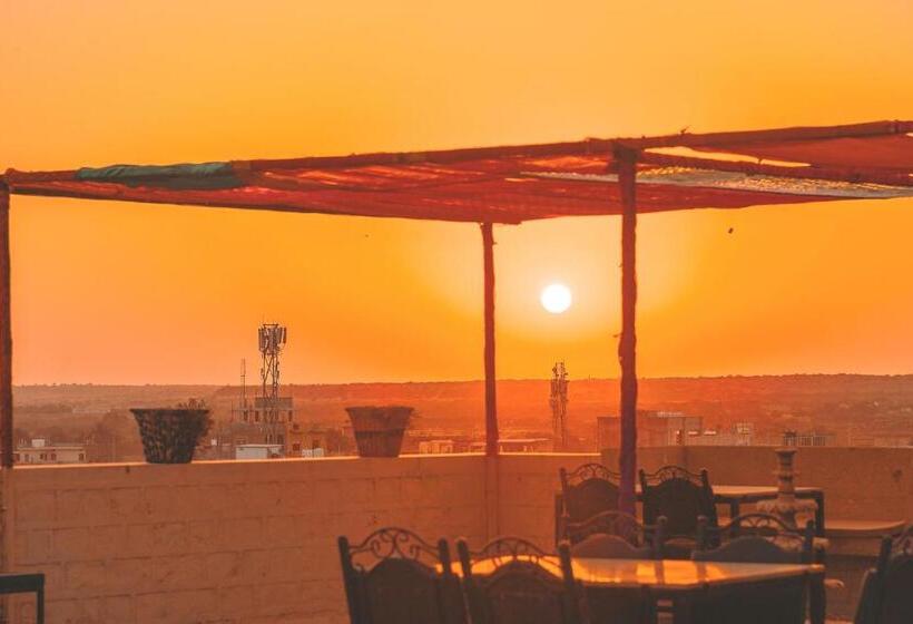 ホテル Moscow Haveli & Desert Safari