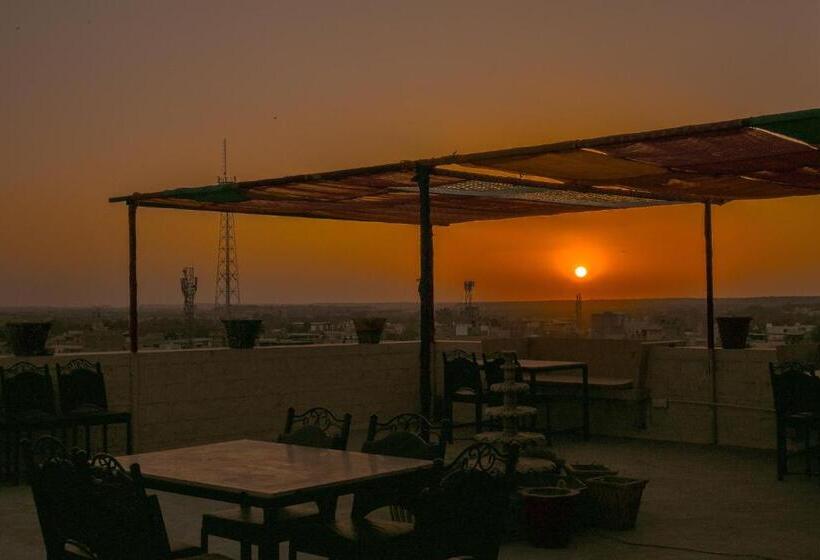 ホテル Moscow Haveli & Desert Safari