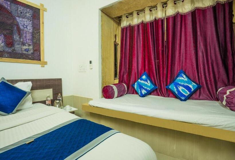 ホテル Moscow Haveli & Desert Safari