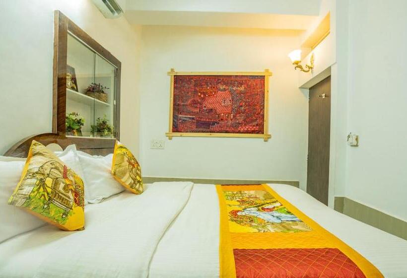 ホテル Moscow Haveli & Desert Safari