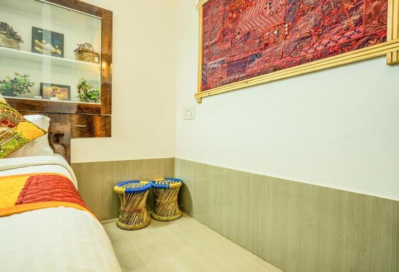 ホテル Moscow Haveli & Desert Safari