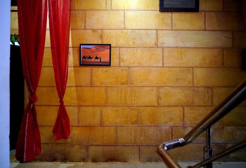 ホテル Moscow Haveli & Desert Safari