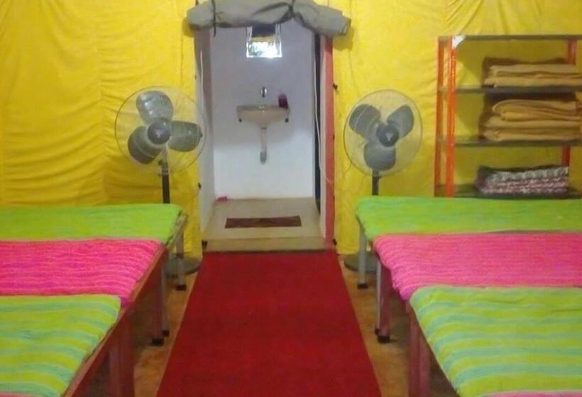 בית מלון כפרי Ns Brothers Farm & Resort