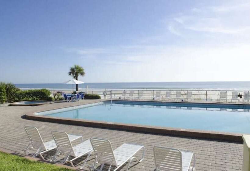 فندق Ocean Side Inn Studios