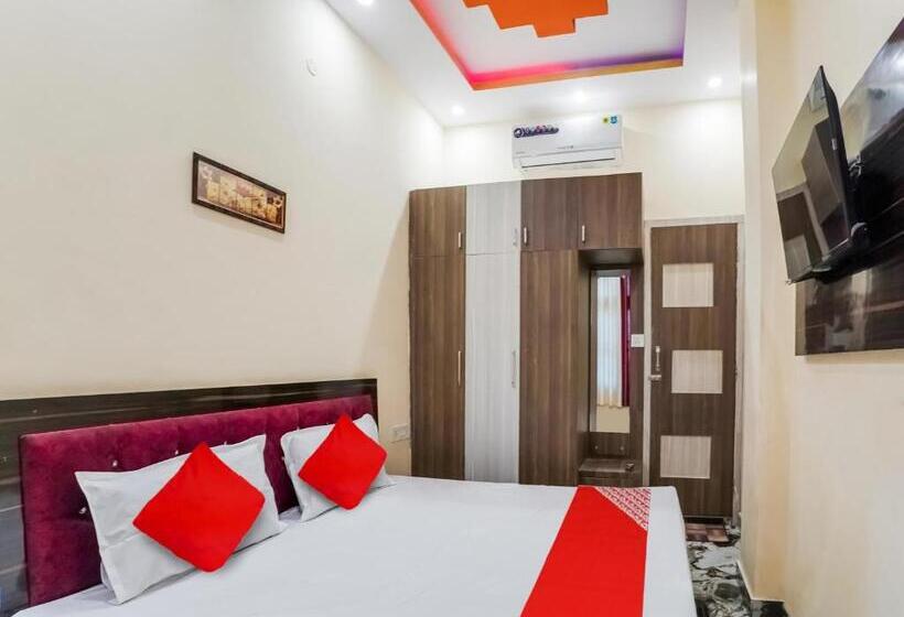 فندق Oyo 81181 Mann