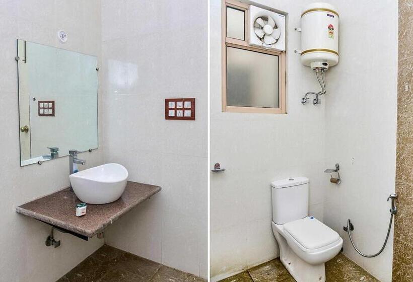 Отель Oyo 81334 Star Inn