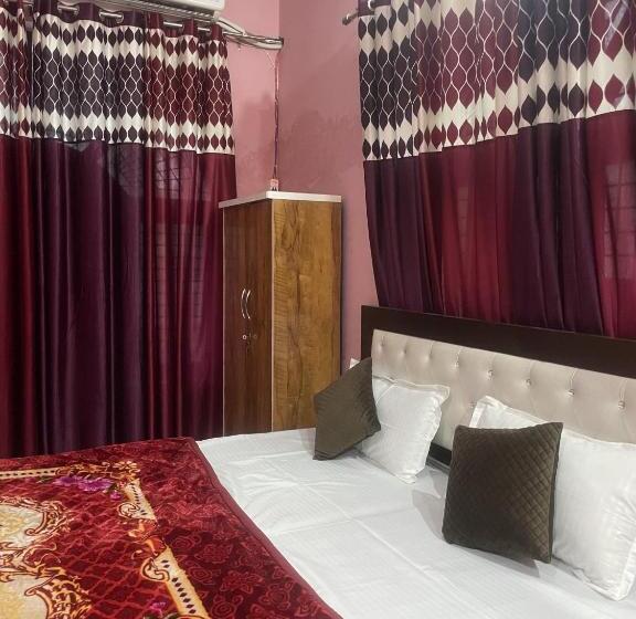 Отель Oyo 81334 Star Inn