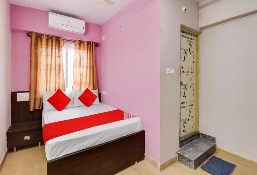 호텔 Oyo Flagship Gayathri Lodging & Boarding