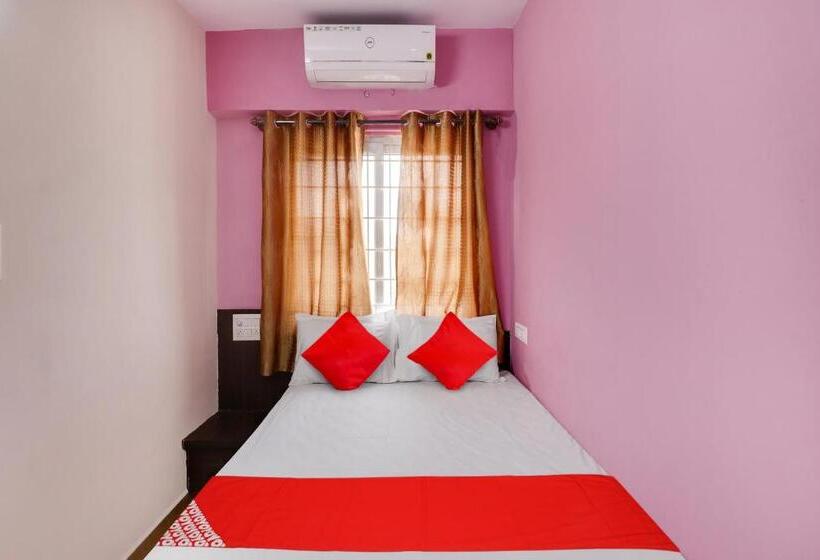 호텔 Oyo Flagship Gayathri Lodging & Boarding