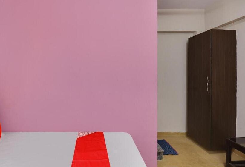 호텔 Oyo Flagship Gayathri Lodging & Boarding