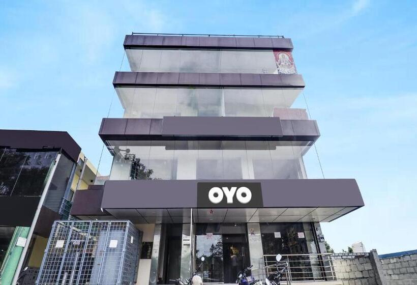 호텔 Oyo Flagship Gayathri Lodging & Boarding
