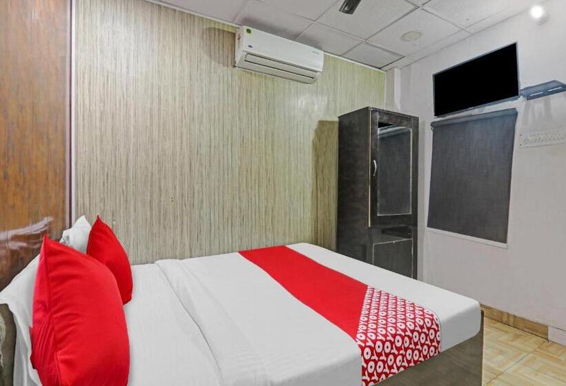 Отель Oyo Flagship Geetanjali