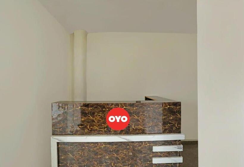 호텔 Oyo Flagship Townhome Inn