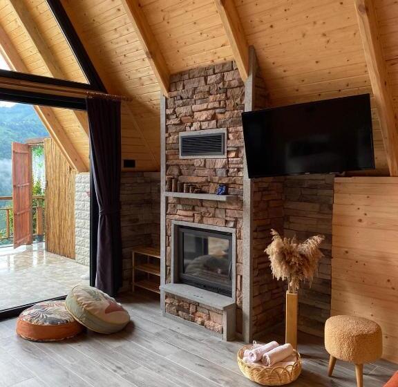 בית מלון כפרי Pathika Bungalov